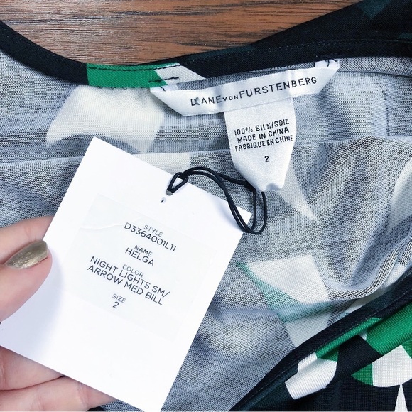 Diane Von Furstenberg • Helga dress black green silk knit sheath geometric print - Picture 6 of 12